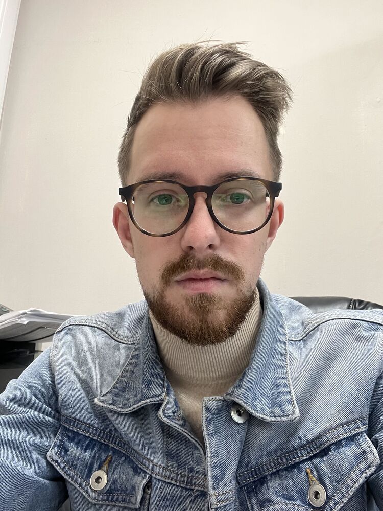  ,   Konstantin, 26 ,   ,   