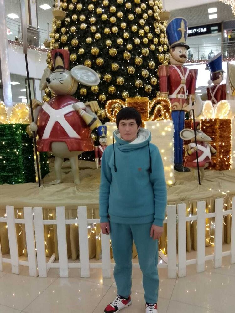  31575430  Foteh, 23 ,    