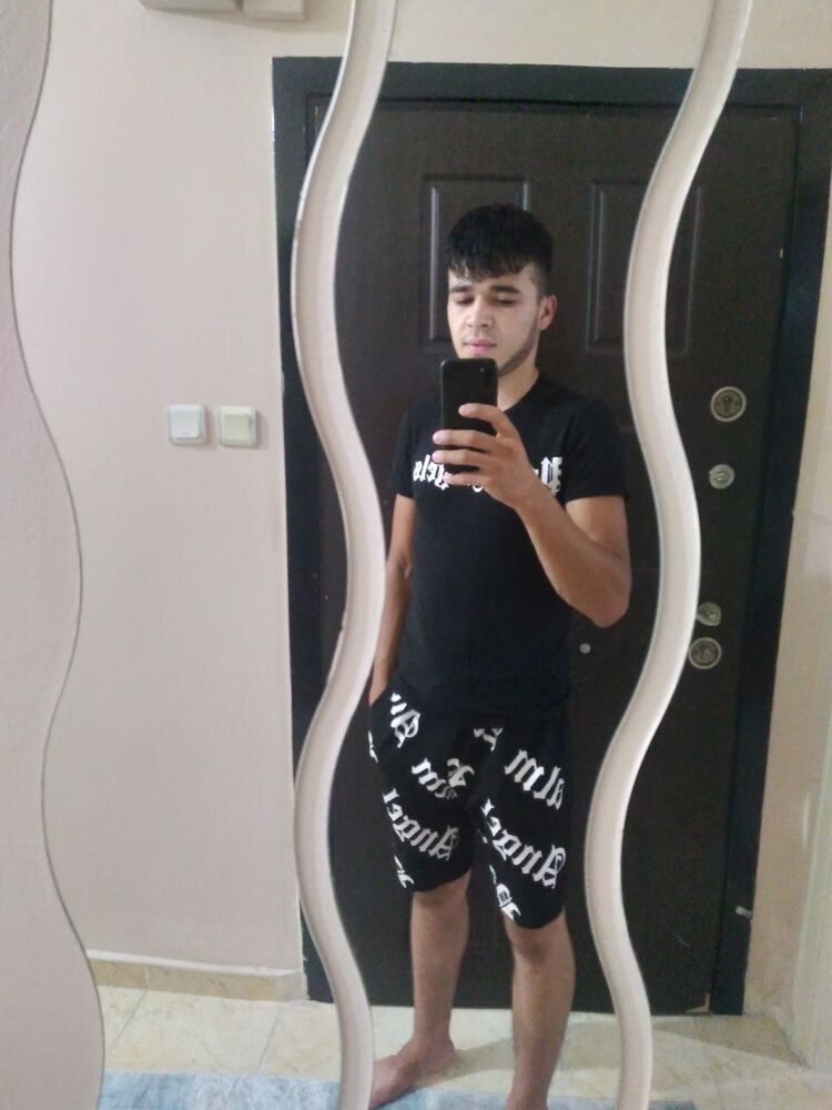 43956060  , 24 ,    
