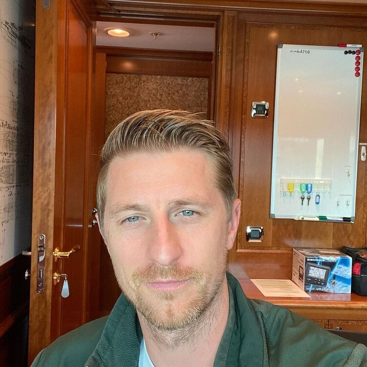 ���� 46945660 ������� Craig, 41 ���, ���� ���������� � ������