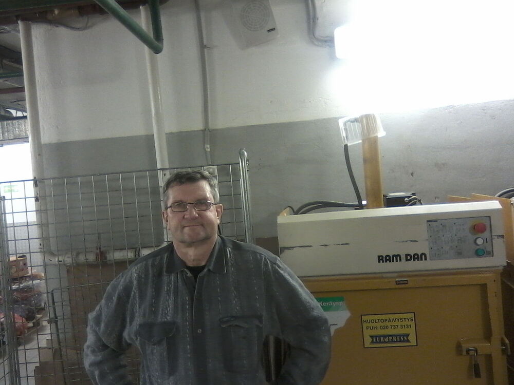  10639640  Sergey, 62 ,    