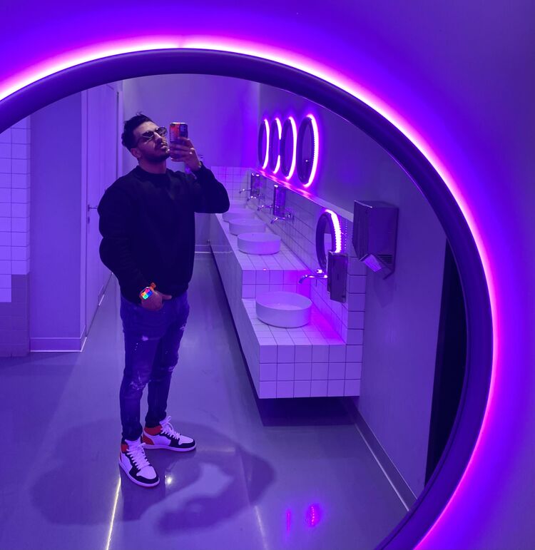  ,   , 28 ,   ,   