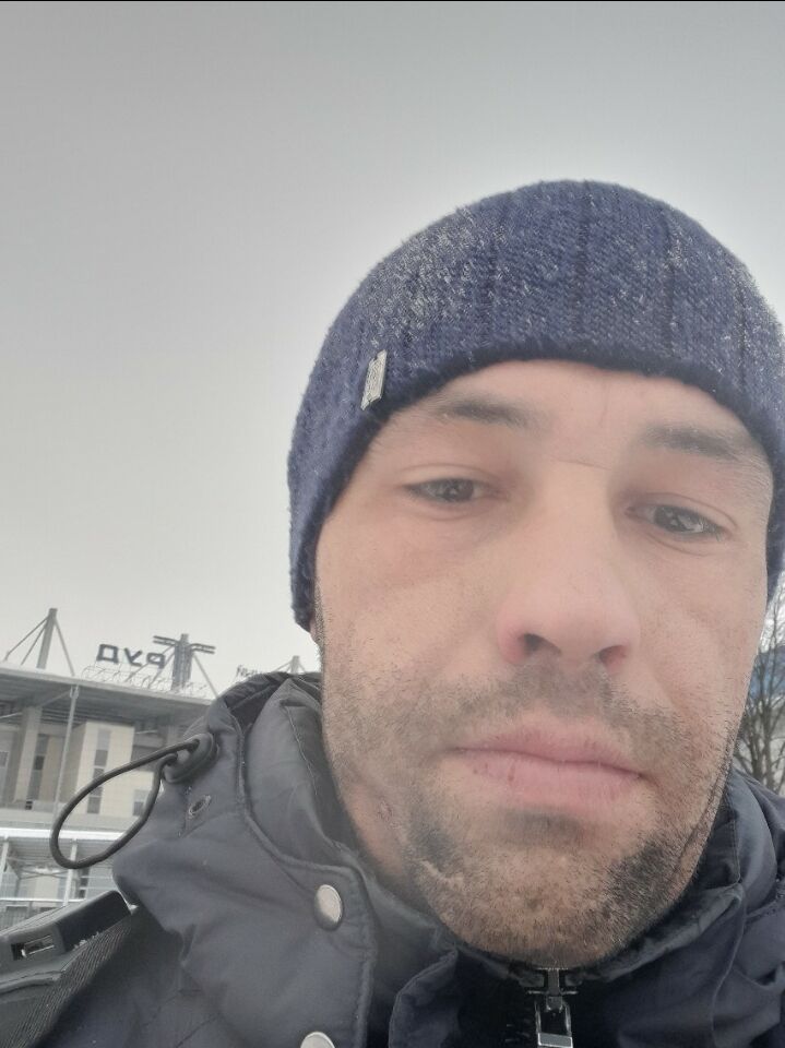  29972610  Sergey, 35 ,    