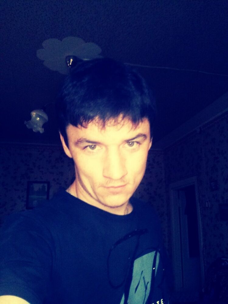  ,   Aleksandr, 32 ,   