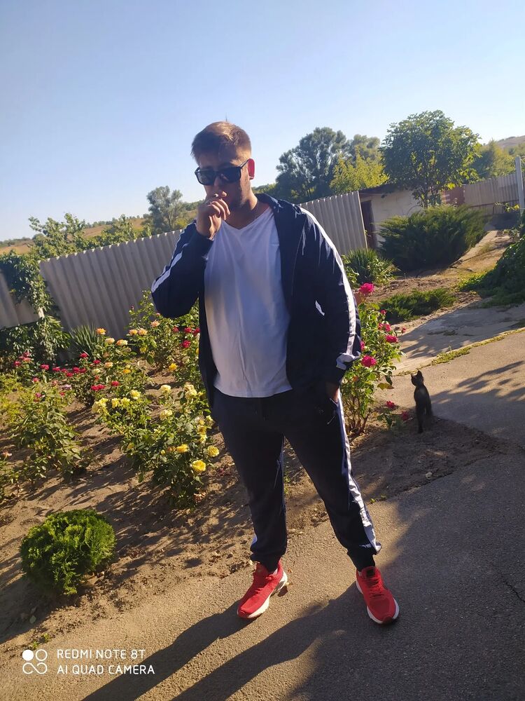  31009330  Sergey, 27 ,    