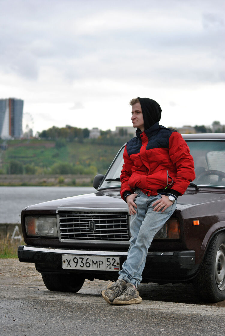  ,   Mikhail, 22 ,   ,   