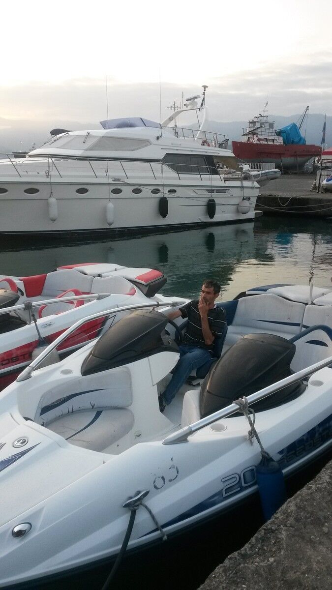  ,   Gio, 35 ,   ,   , c 