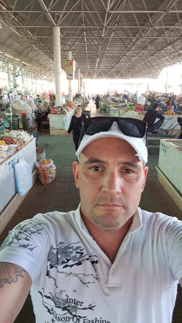  ,   Ruslan, 38 ,   ,   , c 