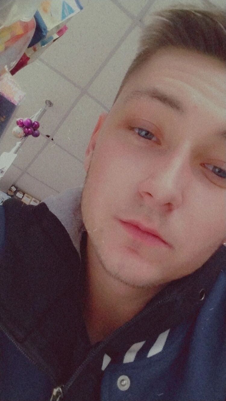  43143580  , 21 ,    
