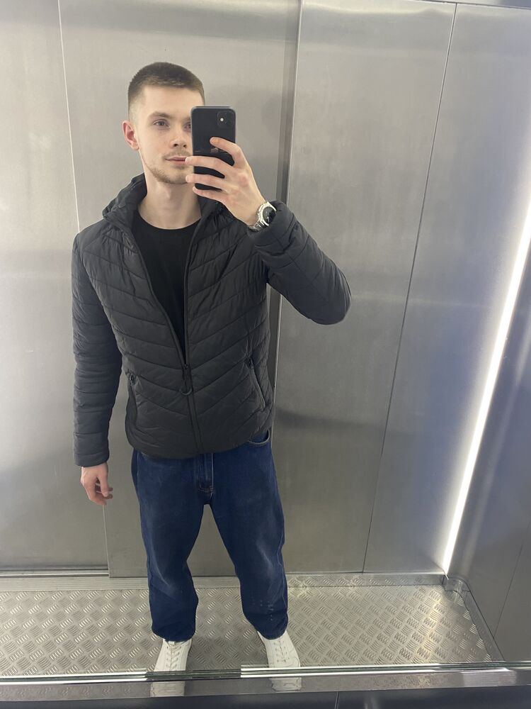  53898620  , 22 ,    -