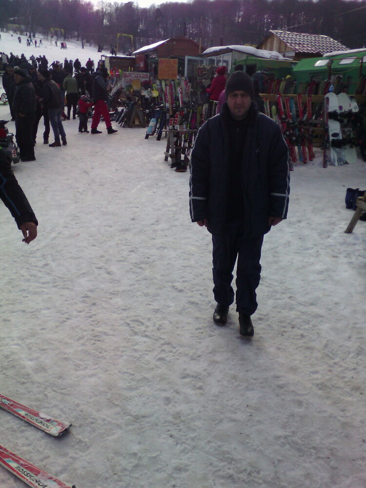  ,   Zura, 31 ,   