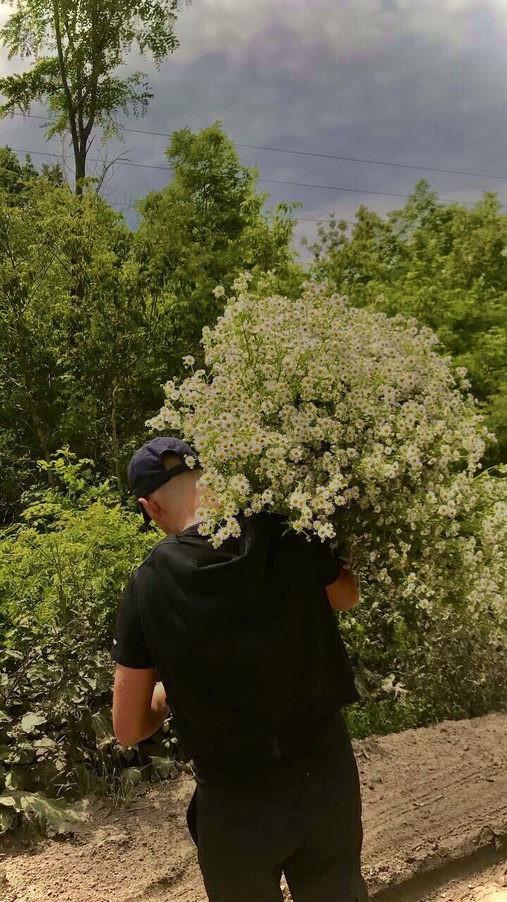  38393800  Maksim, 20 ,     