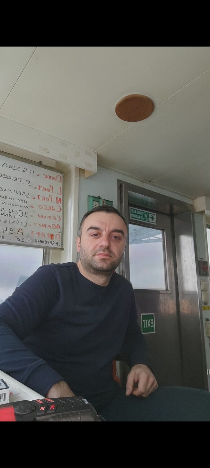  41667790  Giorgi, 36 ,    