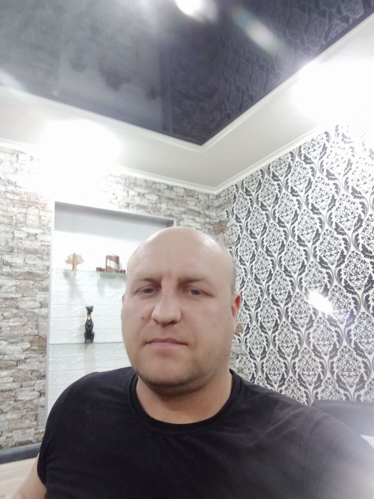  49047860  , 40 ,    