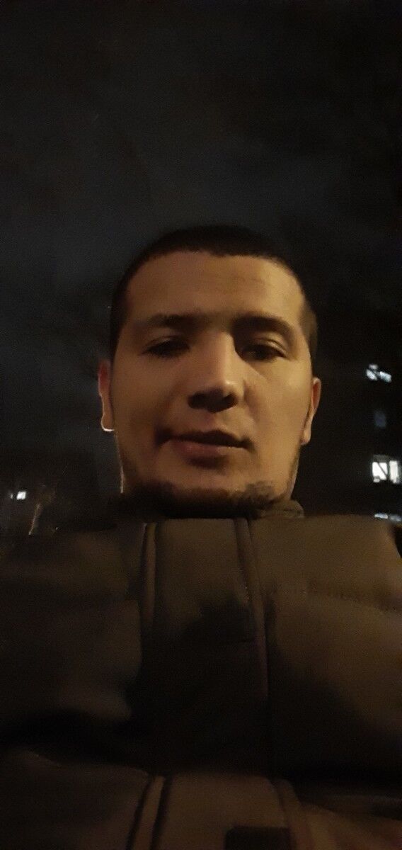  19136620  Ruslan, 31 ,    