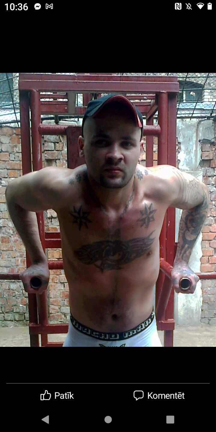  24928800  Aannddrriiss, 36 ,    Norden