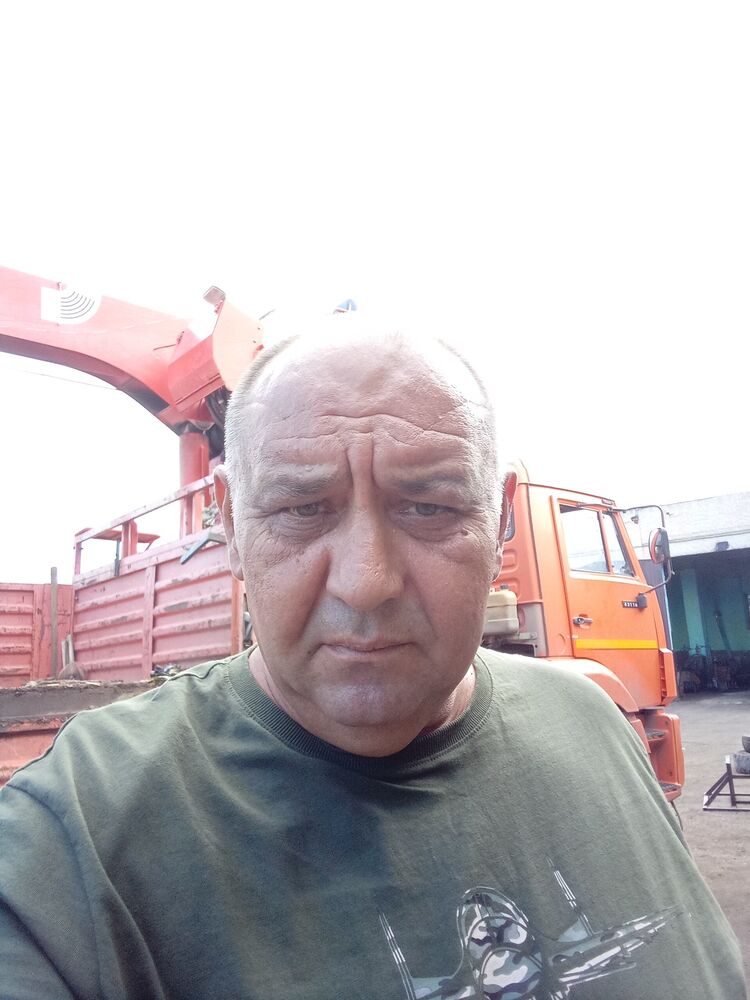  38492220  , 52 ,    