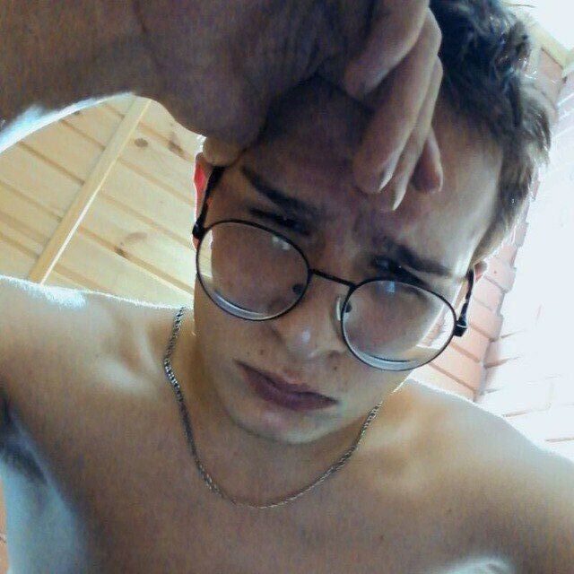  44895600  , 20 ,    
