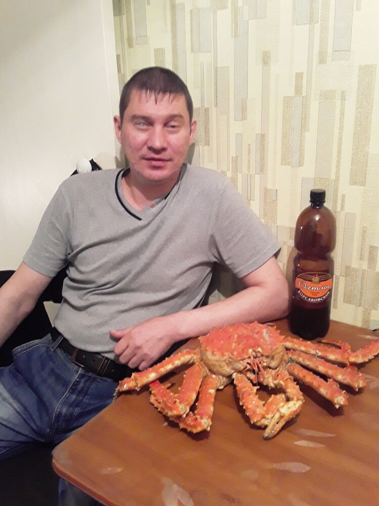  ,   Viktor, 46 ,   ,   , c 