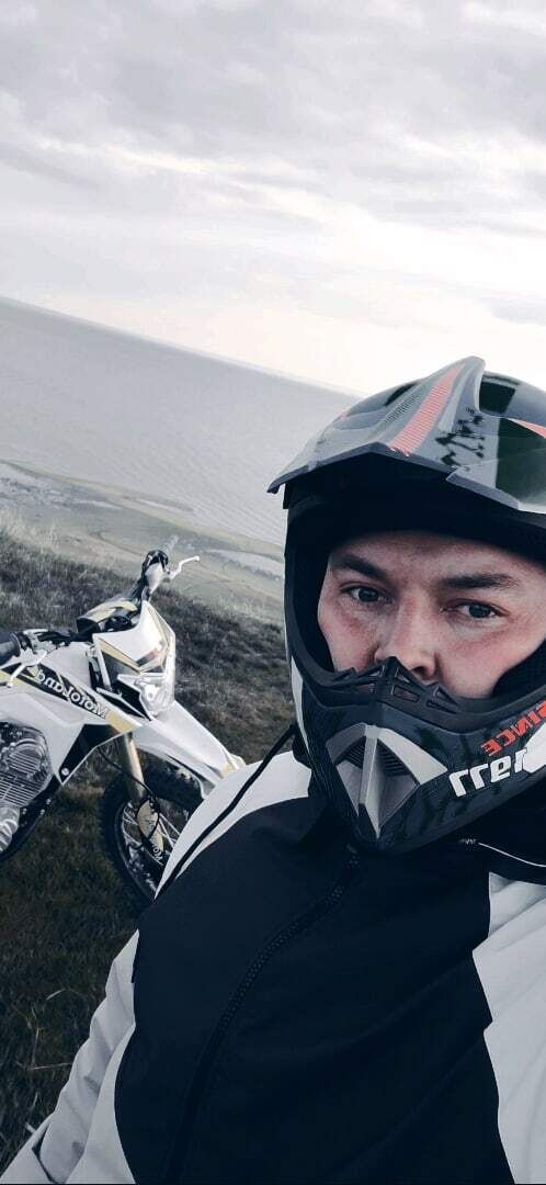  31058830  Shamil, 30 ,    