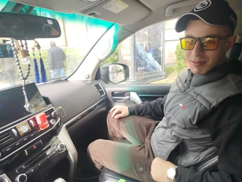  51049290  , 20 ,    -