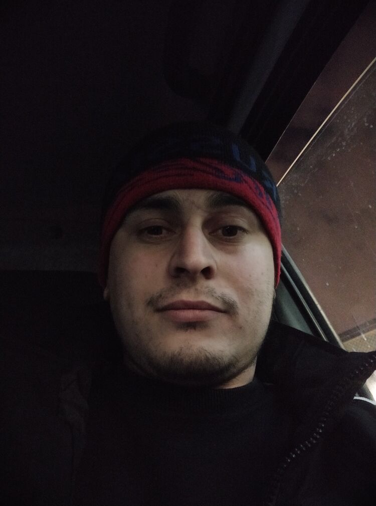  29659120  Shamil, 31 ,    