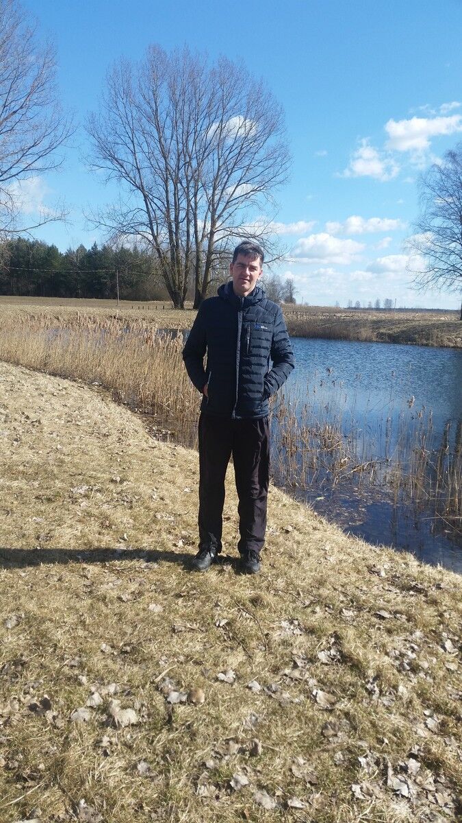  ,   Kestutis, 44 ,   ,   , c , 