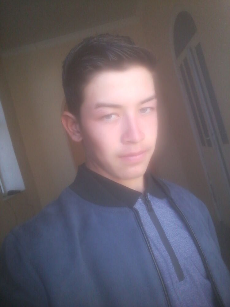  24071310  ALEX, 21 ,    