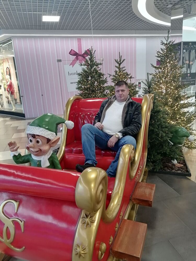  ,   Pasha, 45 ,   ,   