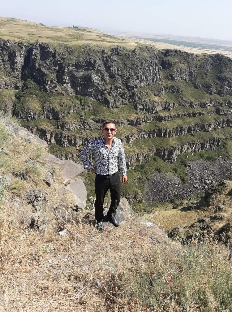  15431700  Karen, 33 ,    