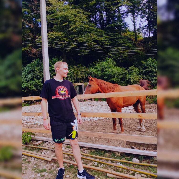  ,   Nikolas, 32 ,   ,   , c , 