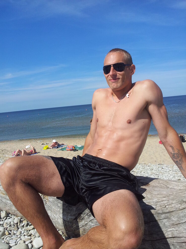  4096790  Andreo, 37 ,    