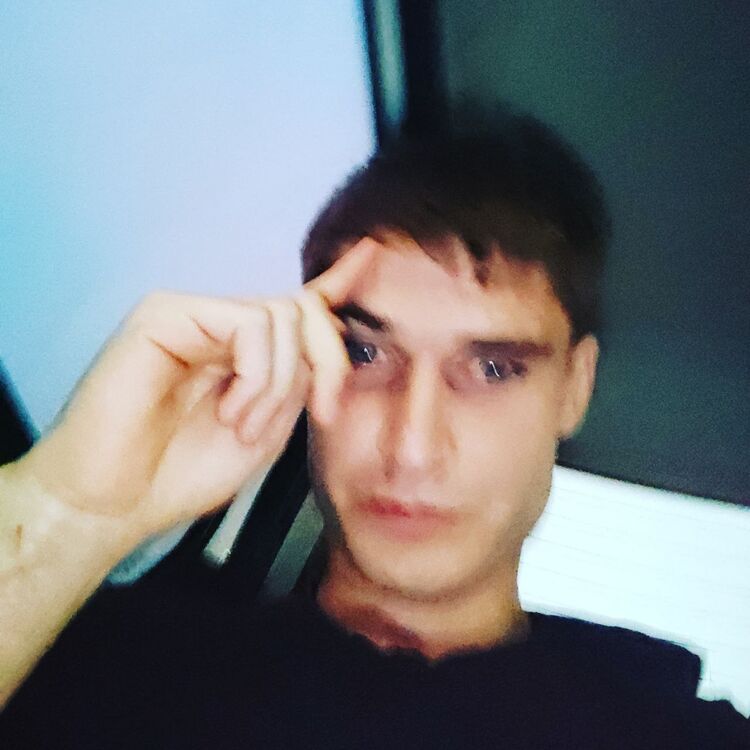 37551980  , 21 ,    