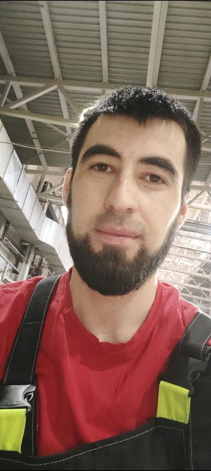  48966890  Abdurakmon, 27 ,    