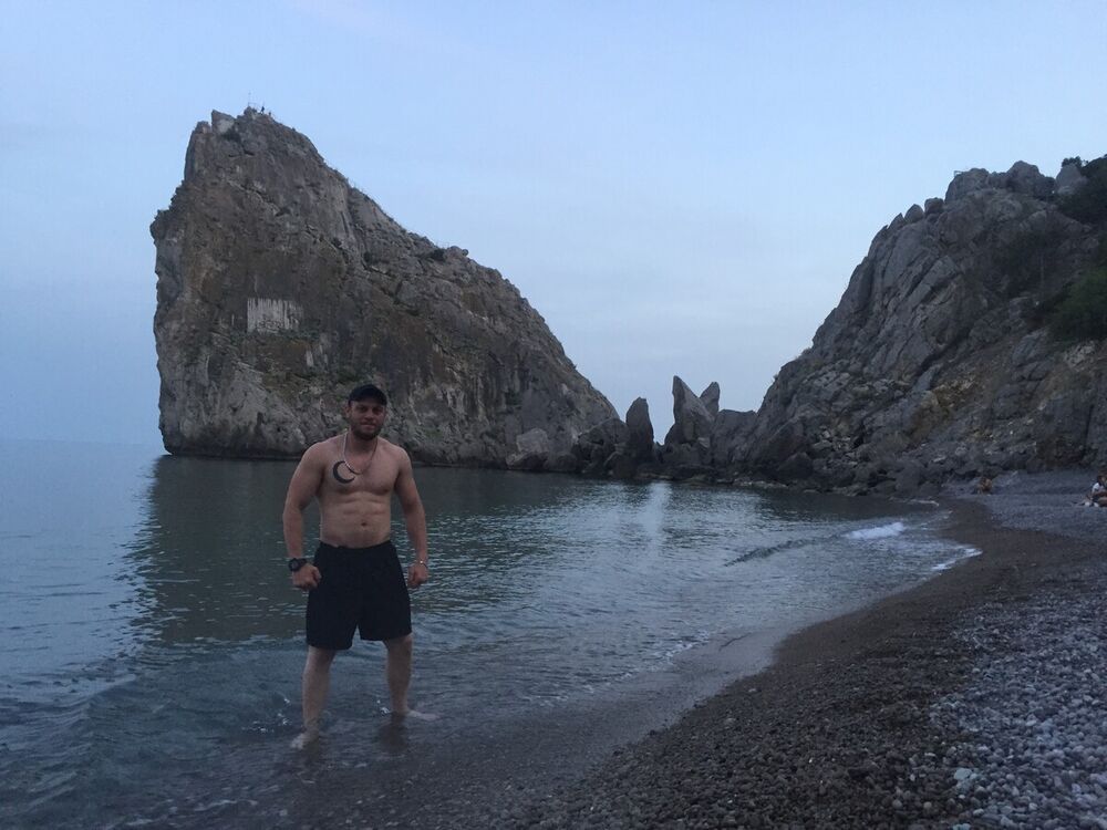  ,   Ruslan, 32 ,   ,   , c , 