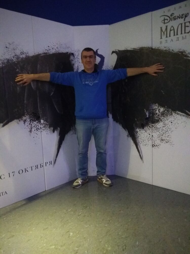  36010180  Ruslan, 42 ,     