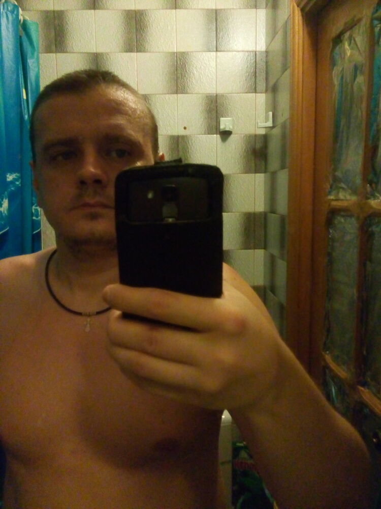  13925990  GENTLEMAN, 33 ,    