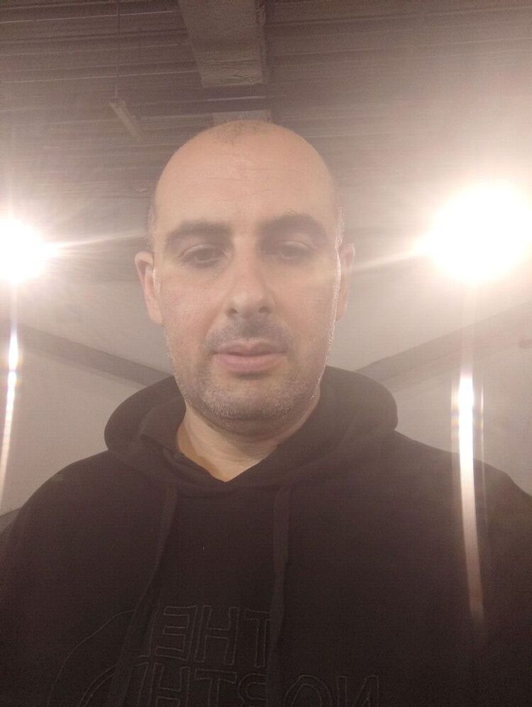  53653550  Ruslan, 40 ,    