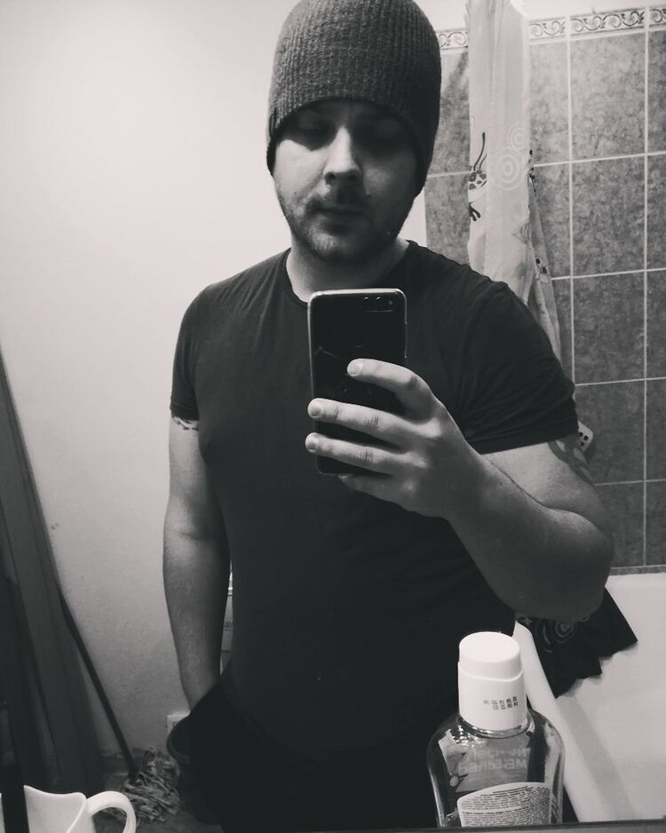  18306160  , 32 ,    