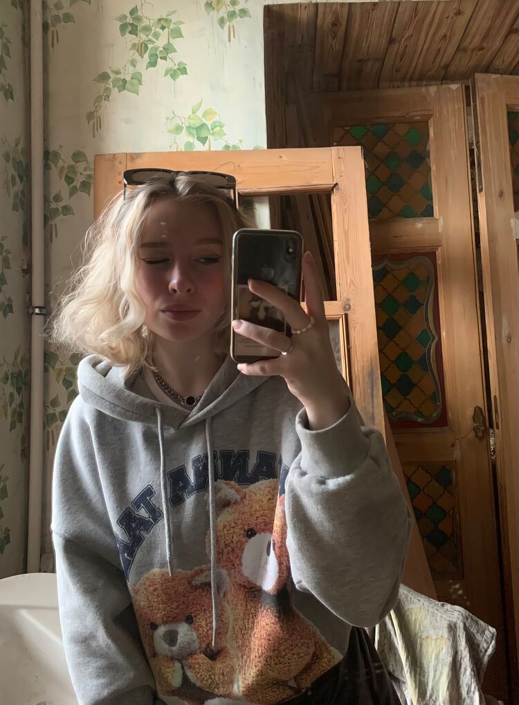  -,   , 21 ,     , c 