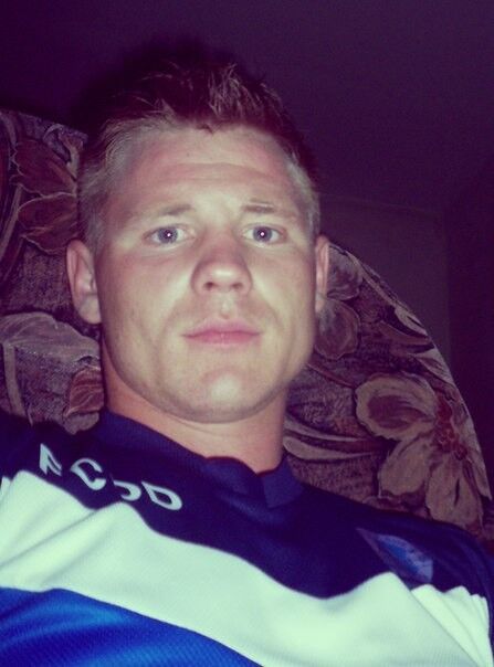  ,   Alex, 33 ,  