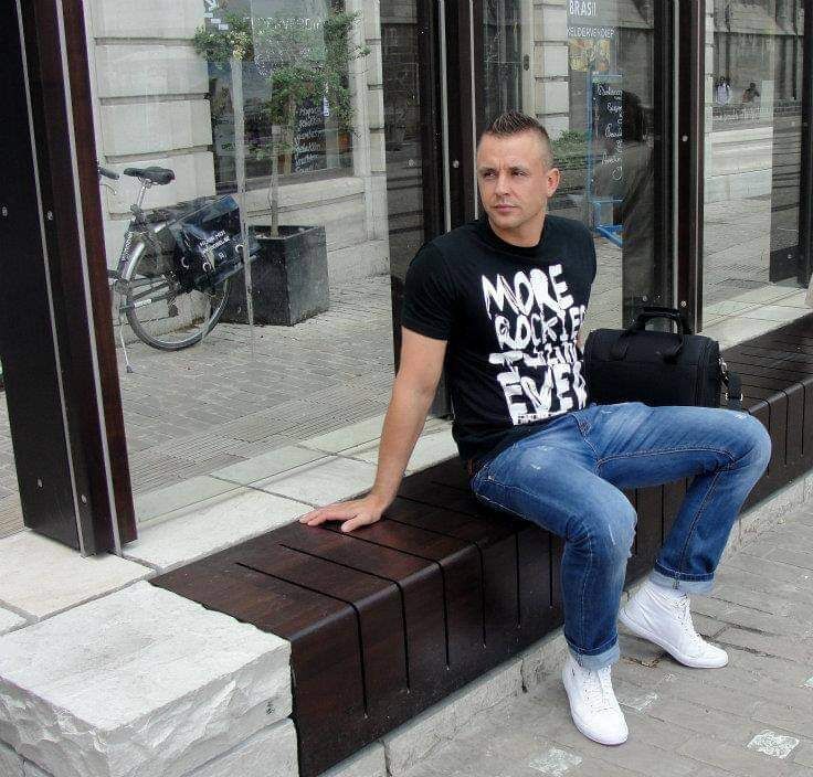  41696680  Nik, 27 ,    