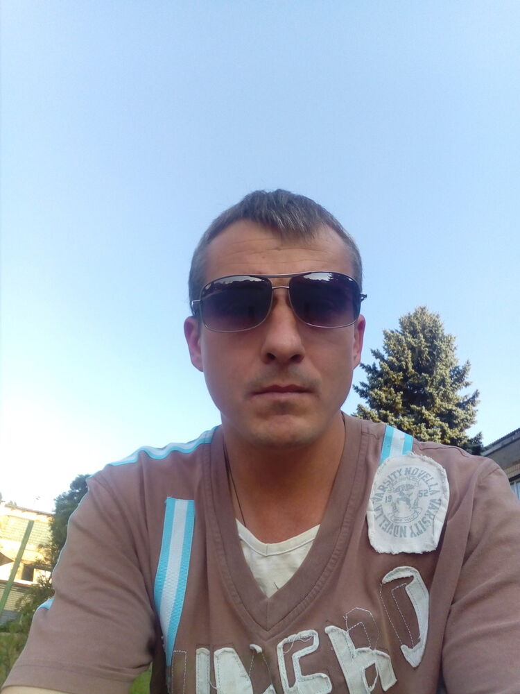  ,   Andrei, 40 ,   ,   , c 