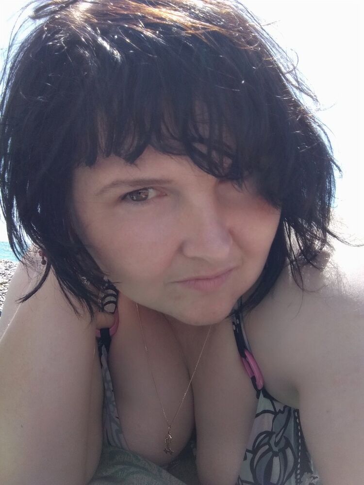  16774810  Irisska, 39 ,    