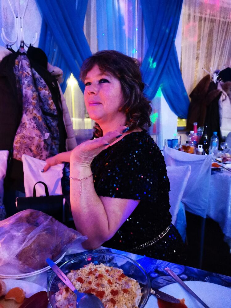  31643090  , 52 ,    -