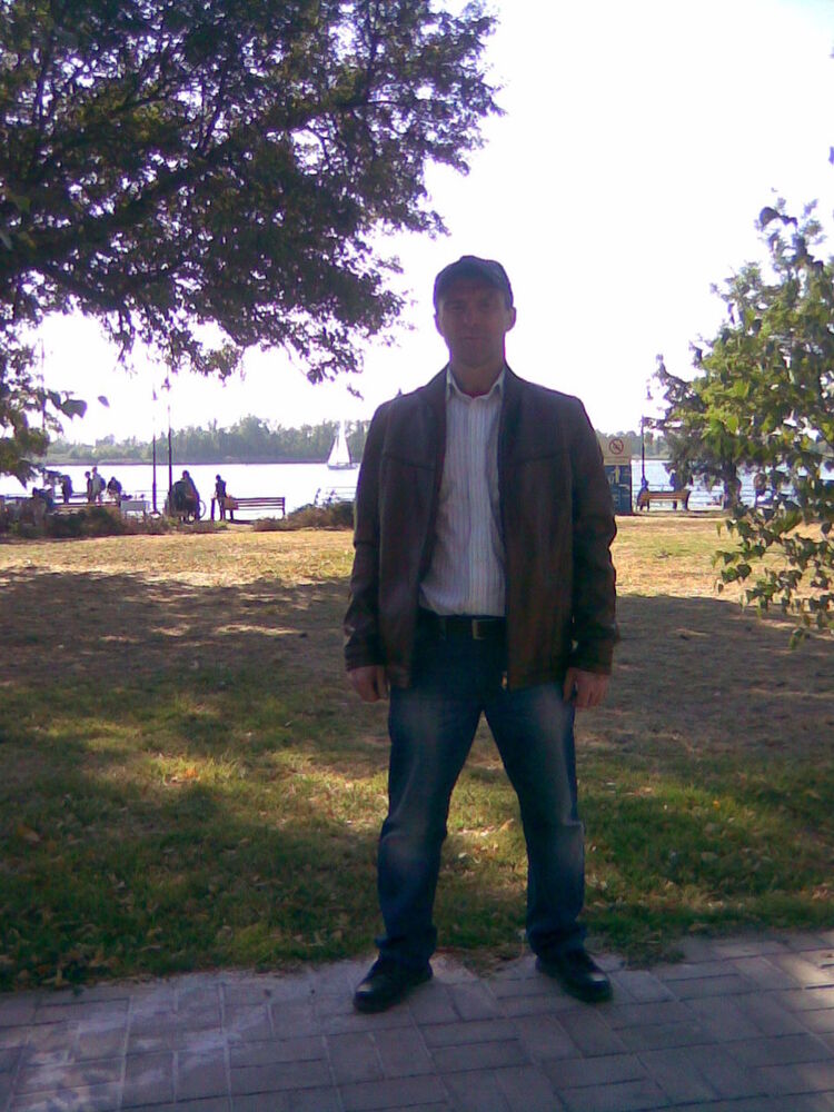  9510300  Arkady, 58 ,    