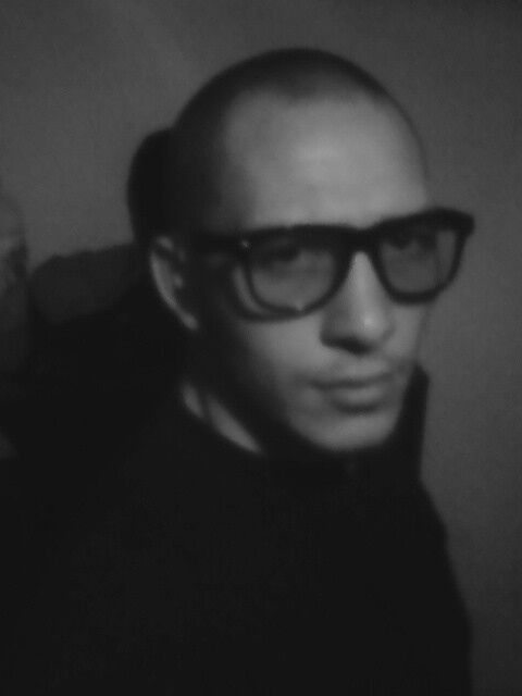  ,   Petru, 29 ,  