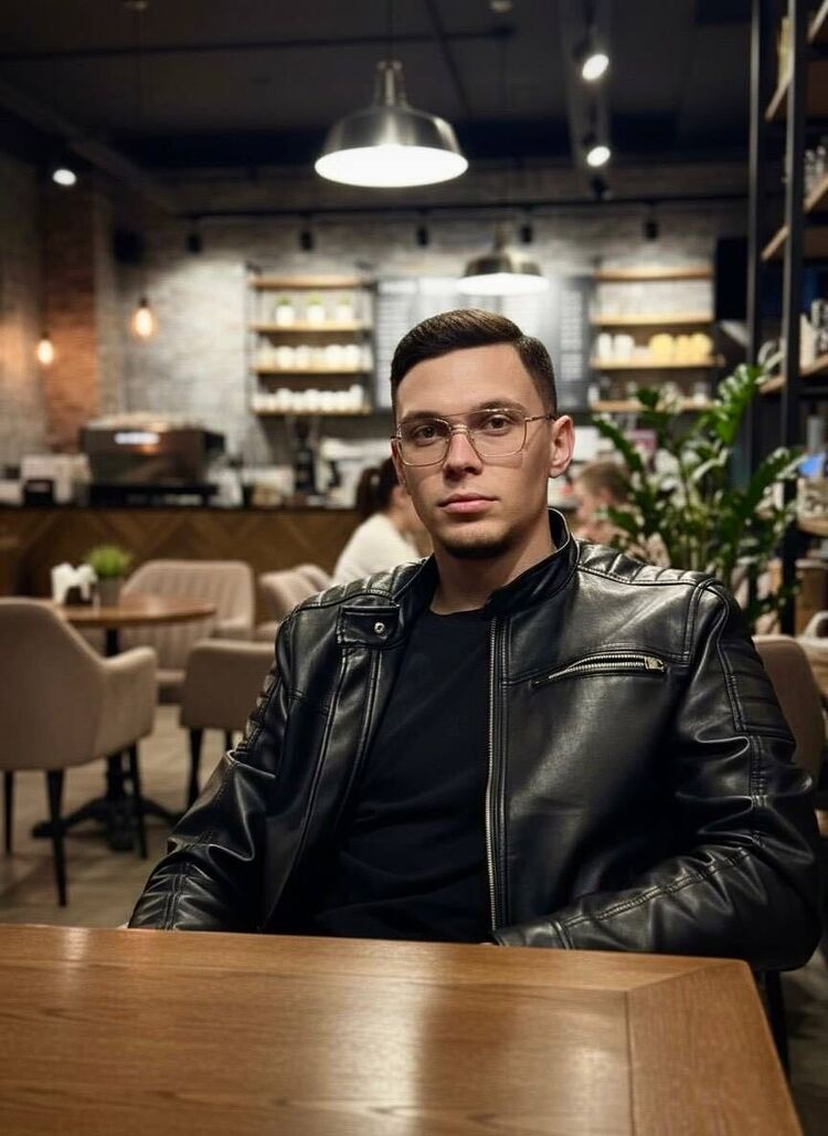  54628390  Alex, 28 ,    --