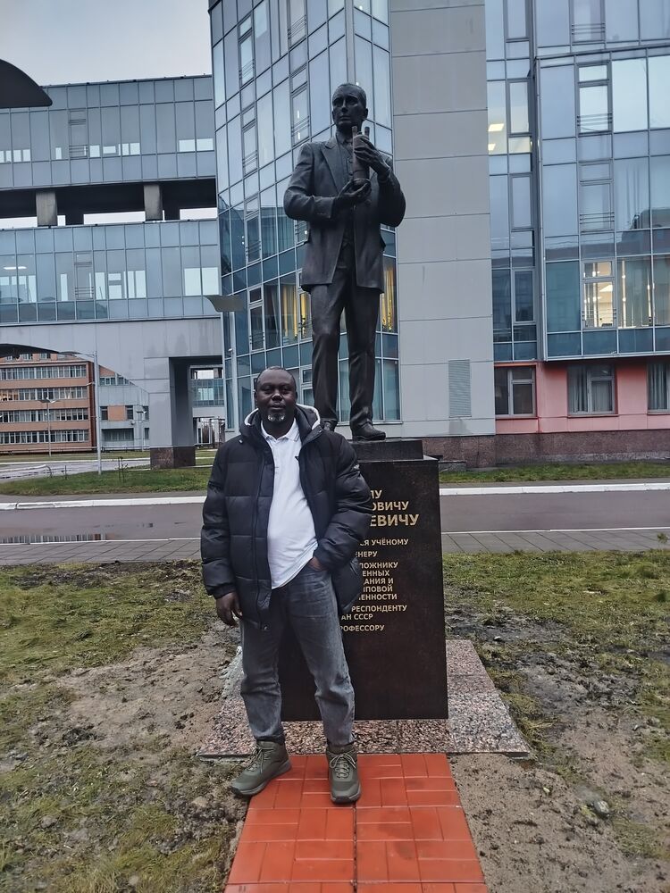 ���� 55064140 ������� Eddie Tugba, 45 ���, ���� ���������� � Umuahia