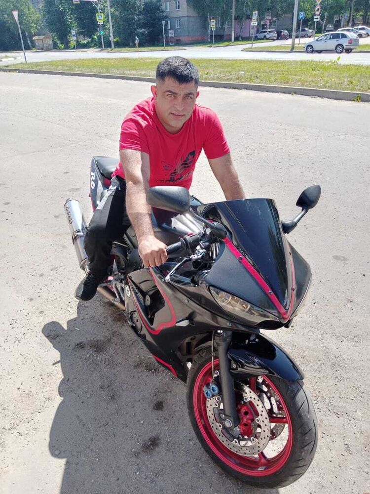  35774660  Vova, 41 ,    -